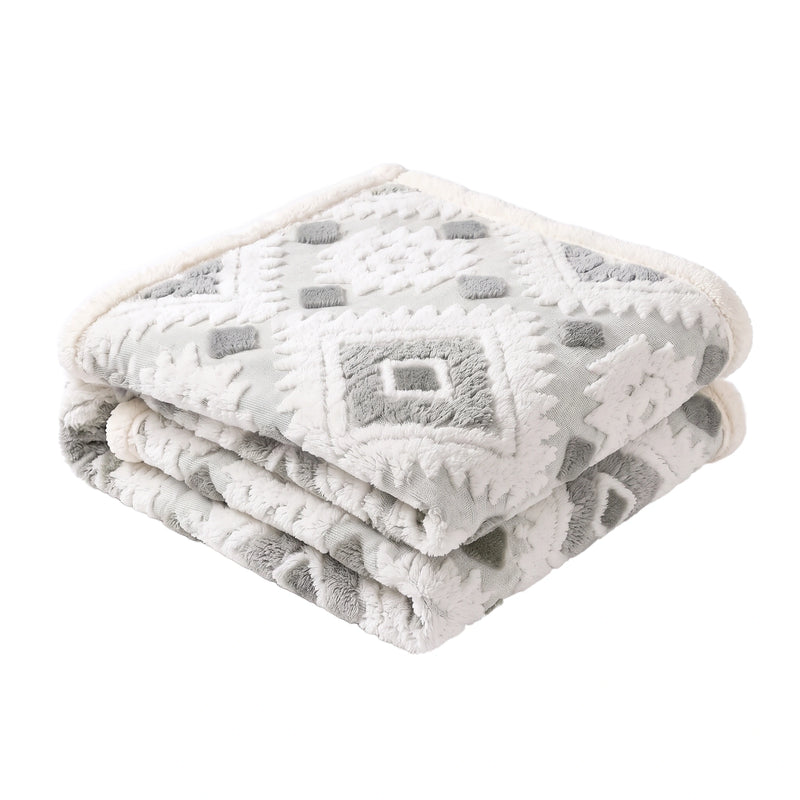 GeoNest™ Geometric Plush Blanket