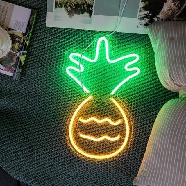 TropicalGlow™ Pineapple Décor