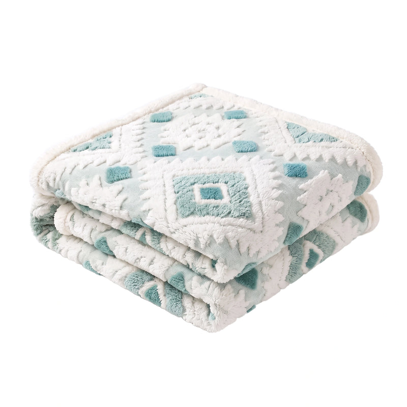 GeoNest™ Geometric Plush Blanket