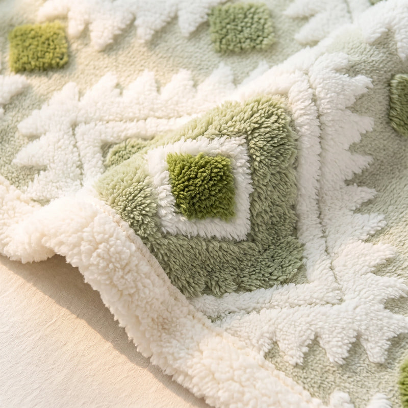 GeoNest™ Geometric Plush Blanket