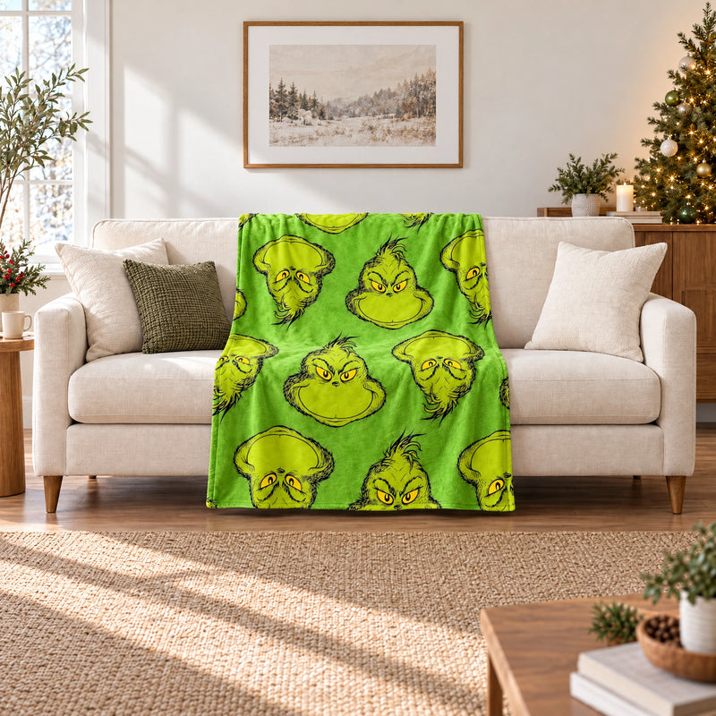WhimsyNest™ Holiday Fleece Blanket